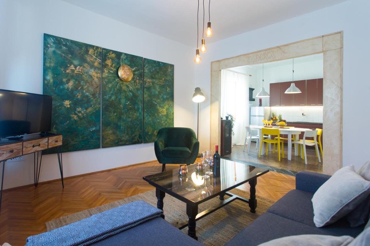Holiday House Vida 比奥格勒·纳·莫鲁 外观 照片